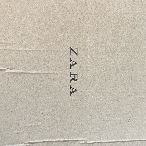 ZARA - Picture 3 of 3
